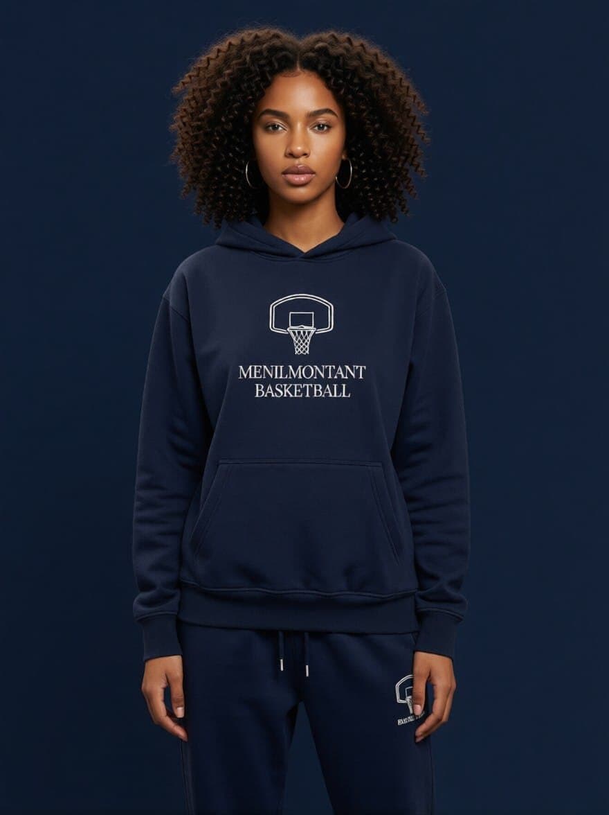 Le hoodie marine porté